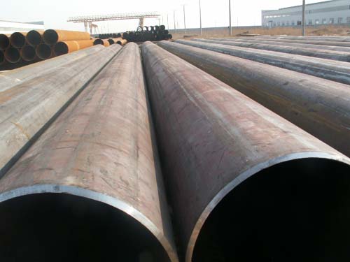 Welded steel pipe
